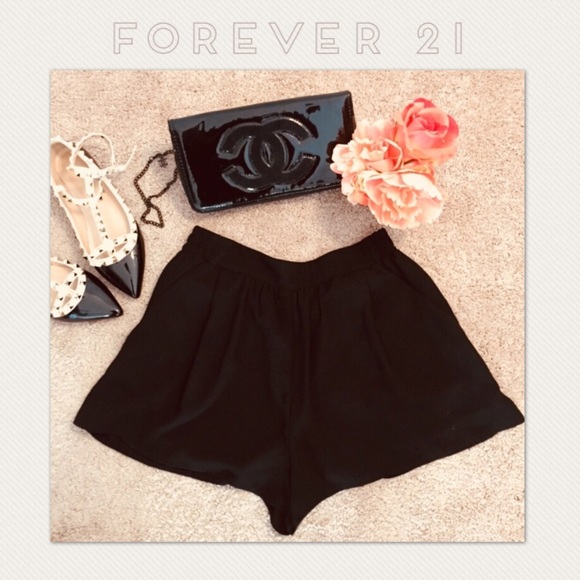 Forever 21 Pants - Forever 21 Dressy shorts